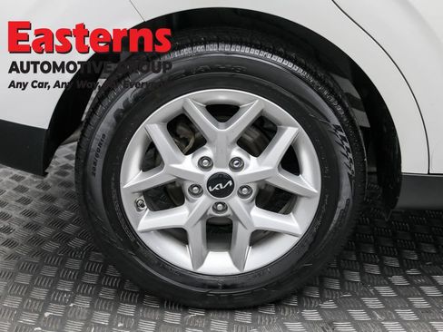 Used 2024 Kia Soul LX w/ Option Group 015 image 27