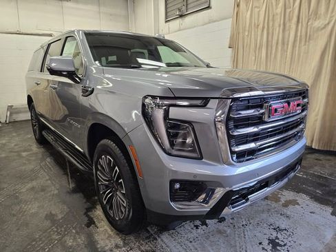 New 2026 GMC Yukon XL Elevation w/ LPO, Floor Liner Package AWD/4WD image 6