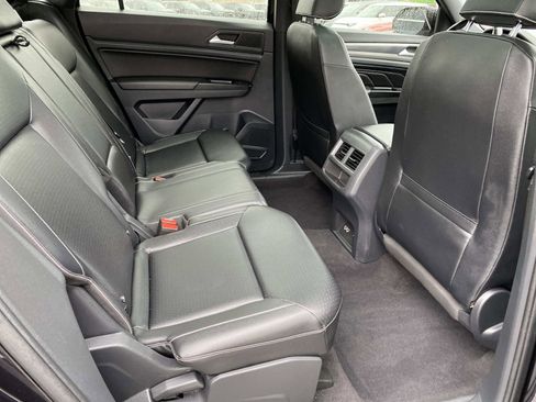 Used 2020 Volkswagen Atlas Cross Sport SEL image 24