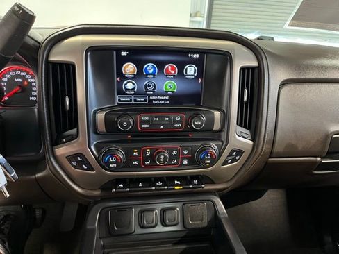 Used 2015 GMC Sierra 2500 Denali RWD image 29