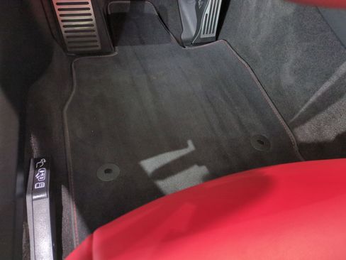 Used 2023 Chevrolet Corvette Stingray Coupe w/ 1LT image 32