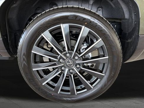 Certified 2026 Lexus GX 550 w/ Cold Area Package AWD/4WD image 24