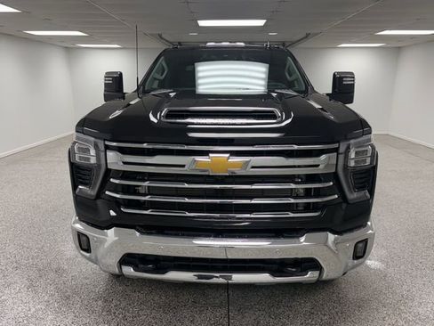 New 2026 Chevrolet Silverado 3500 LTZ w/ LTZ Premium Package image 2