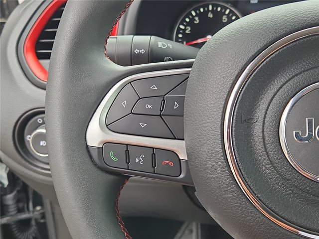 Used 2023 Jeep Renegade Trailhawk AWD/4WD image 99