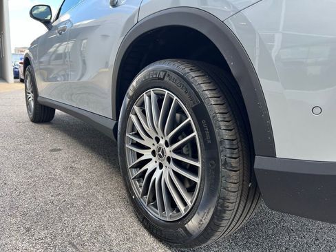 Certified 2025 Mercedes-Benz GLC 300 GLC 300 image 7