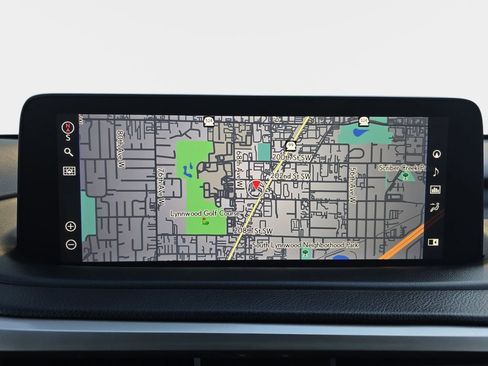 Used 2022 Lexus RX 450hL Luxury w/ Cold Area Package (CT) image 23