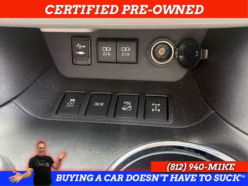 Used 2017 Toyota Highlander Limited Platinum AWD/4WD image 33