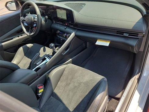 New 2025 Hyundai Elantra N image 13