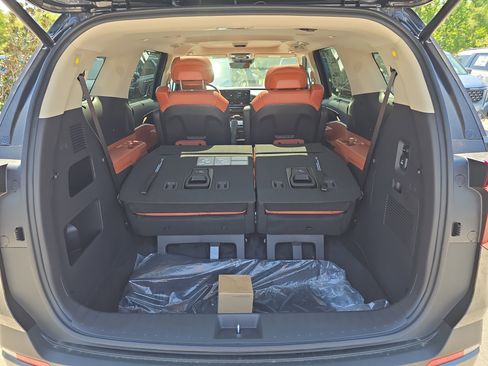 New 2026 Kia Carnival SX Prestige FWD image 10