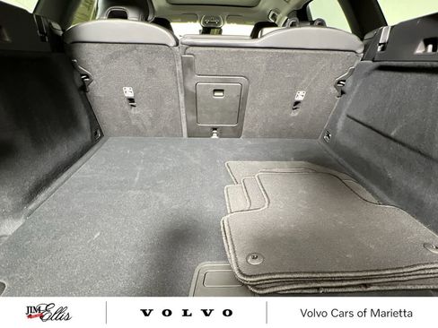 Certified 2025 Volvo XC60 B5 Core w/ Climate Package image 21