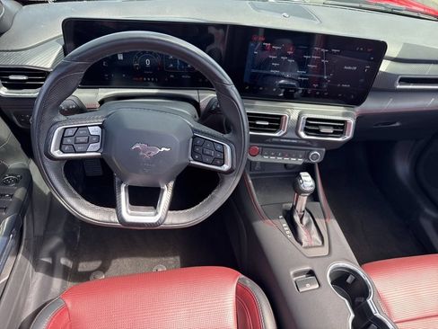Used 2025 Ford Mustang Premium RWD image 12