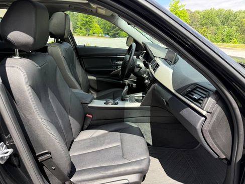 Used 2016 BMW 320i Sedan RWD image 33