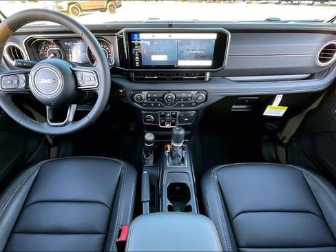 New 2026 Jeep Gladiator Sport image 6