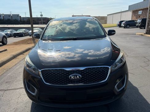 Used 2018 Kia Sorento L FWD image 2