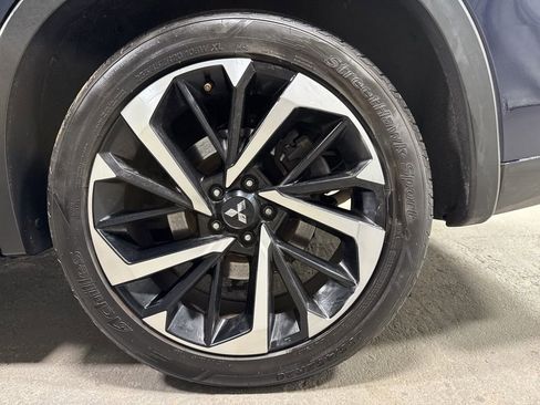 Used 2022 Mitsubishi Outlander SE FWD image 35