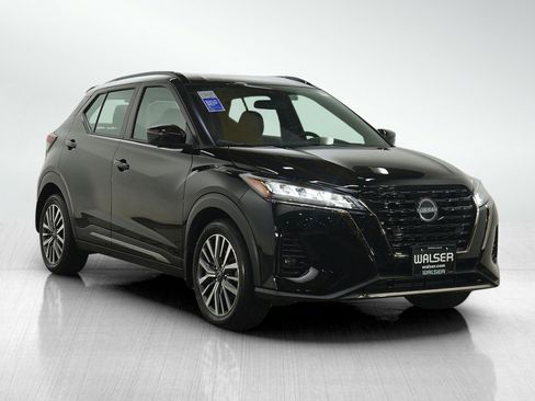 Used 2024 Nissan Kicks SR image 7