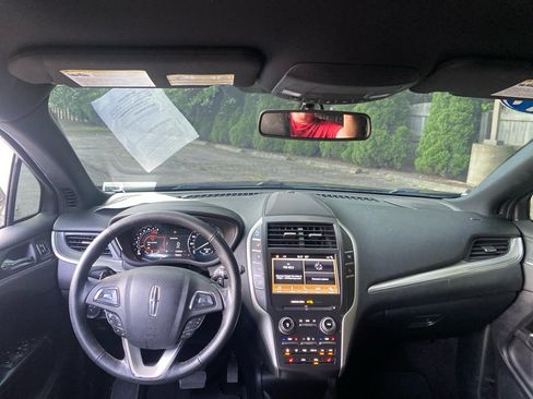 Used 2019 Lincoln MKC Premiere AWD/4WD image 17