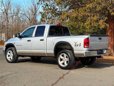 Used 2006 Dodge Ram 1500 Truck SLT image 3