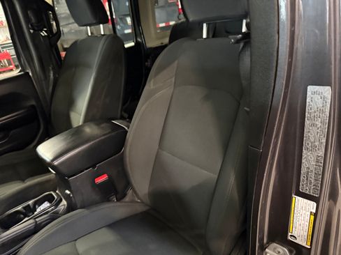 Used 2021 Jeep Wrangler Unlimited Sport w/ Cold Weather Group AWD/4WD image 28