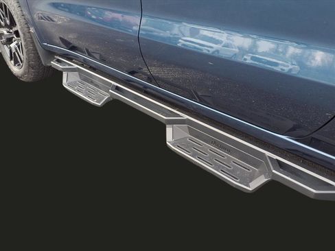 Used 2019 Chevrolet Silverado 1500 LTZ w/ LTZ Convenience Package image 30