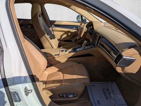 Used 2013 Porsche Panamera S image 22