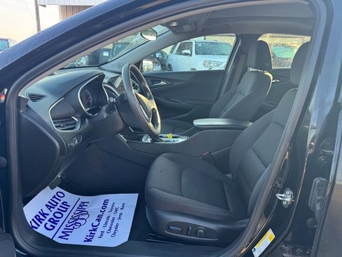 Used 2023 Chevrolet Malibu LT image 13