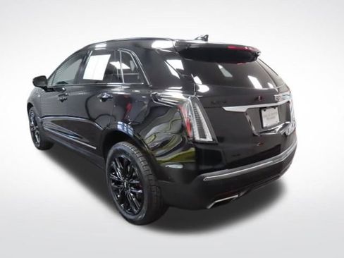 Certified 2023 Cadillac XT5 Sportv w/ Technology Package image 3