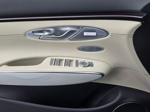New 2026 Genesis GV70 2.5T Advanced AWD/4WD image 15