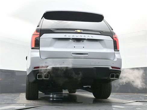 New 2026 Chevrolet Suburban High Country image 53