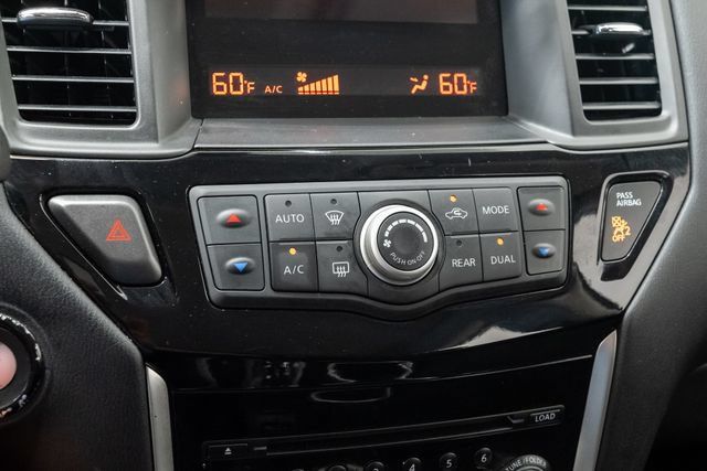 Used 2015 Nissan Pathfinder S FWD image 16