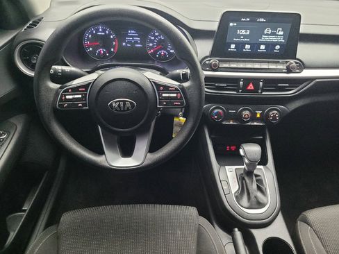 Used 2021 Kia Forte LXS FWD image 22