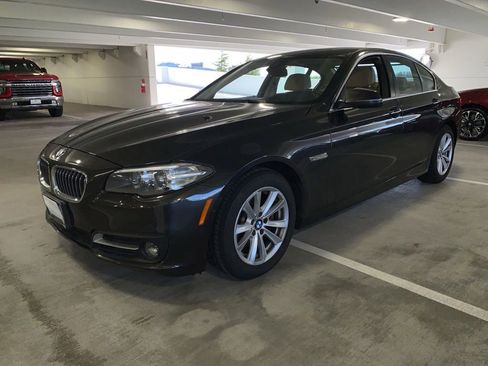 Used 2015 BMW 528i xDrive Sedan AWD/4WD image 1
