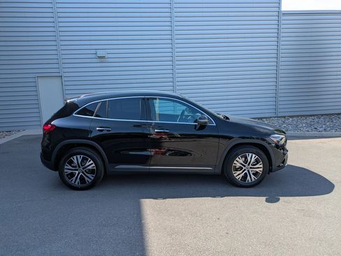 New 2026 Mercedes-Benz GLA 250 4MATIC image 2