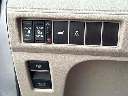 Certified 2025 Honda Odyssey EX-L image 33