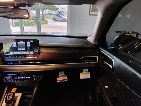 Used 2023 Mitsubishi Outlander SEL image 26