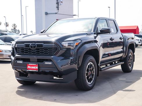 New 2026 Toyota Tacoma TRD Off-Road AWD/4WD image 3