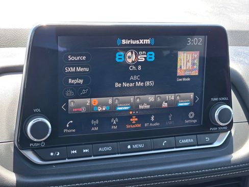 Used 2024 Nissan Rogue SV w/ SV Premium Package FWD image 24