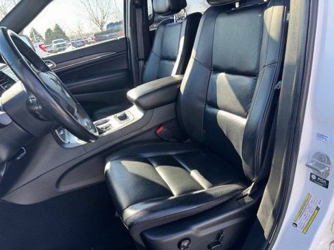 Used 2021 Jeep Grand Cherokee Limited AWD/4WD image 11