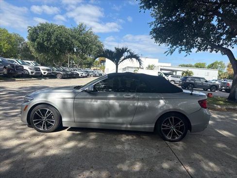 Used 2020 BMW 230i xDrive Convertible image 11