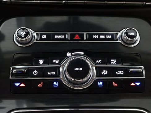 Used 2021 Lincoln Nautilus Reserve image 54