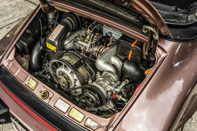 Used 1988 Porsche 911 Carrera RWD image 25