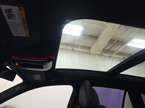 Used 2024 Mercedes-Benz GLC 43 AMG 4MATIC image 13