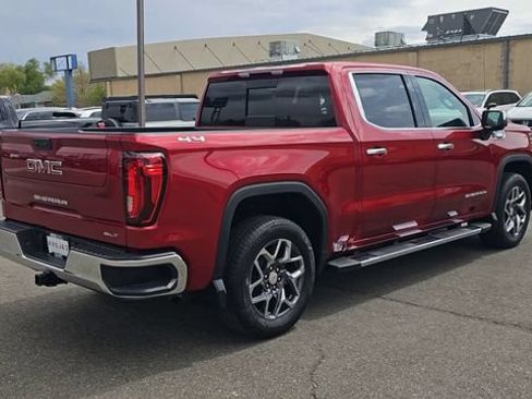New 2026 GMC Sierra 1500 SLT w/ SLT Premium Package AWD/4WD image 9