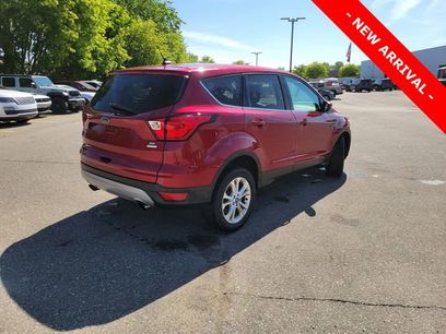 Used 2019 Ford Escape SE
