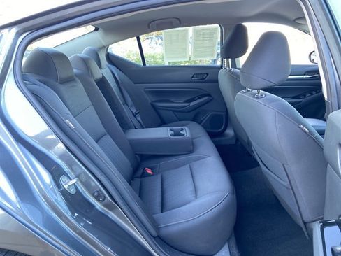 Used 2023 Nissan Altima 2.5 SV image 13