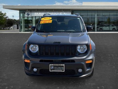 Used 2023 Jeep Renegade Altitude AWD/4WD image 2