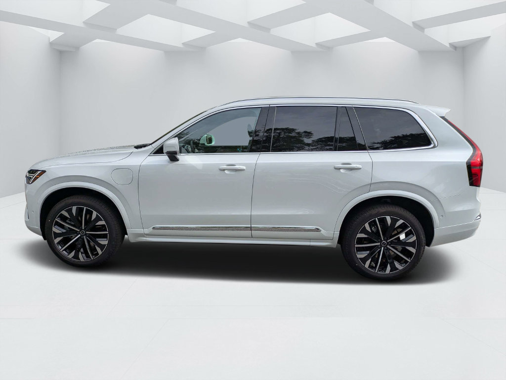 New 2026 Volvo XC90 T8 Plus w/ Protection Package Premier AWD/4WD image 6