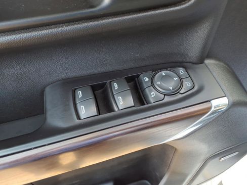 Used 2019 GMC Sierra 1500 SLT w/ SLT Premium Plus Package AWD/4WD image 16