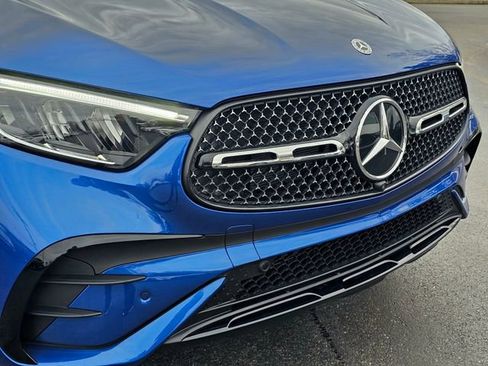 New 2026 Mercedes-Benz GLC 300 4MATIC image 3