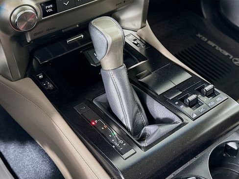 Certified 2021 Lexus GX 460 Premium image 17